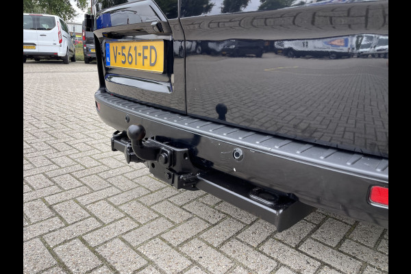 Ford Transit Custom 270 2.2 TDCI 125pk L1H1 Anniversary Edition / vaste prijs rijklaar € 12.950 ex btw / lichtmetalen velgen / stoelverwarming / half leer / cruise / airco / navi / trekhaak 2500 kg !