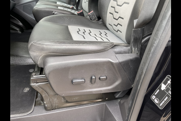 Ford Transit Custom 270 2.2 TDCI 125pk L1H1 Anniversary Edition / vaste prijs rijklaar € 12.950 ex btw / lichtmetalen velgen / stoelverwarming / half leer / cruise / airco / navi / trekhaak 2500 kg !