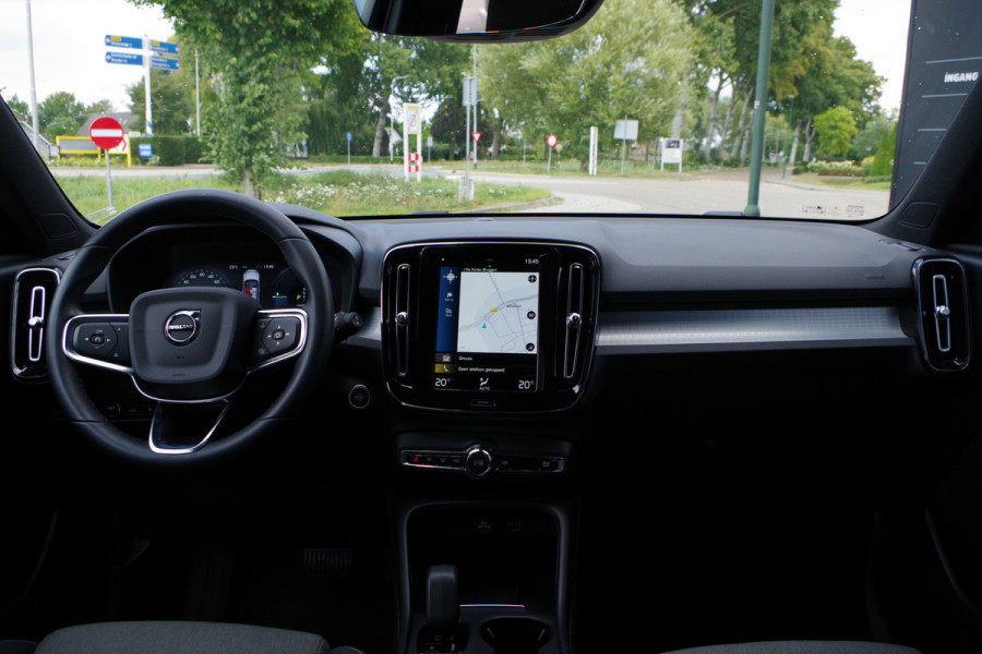 Volvo XC40 1.5 T4 Plug-in Hybrid 211 PK Core Bright, Camera, Climate Control, Carplay