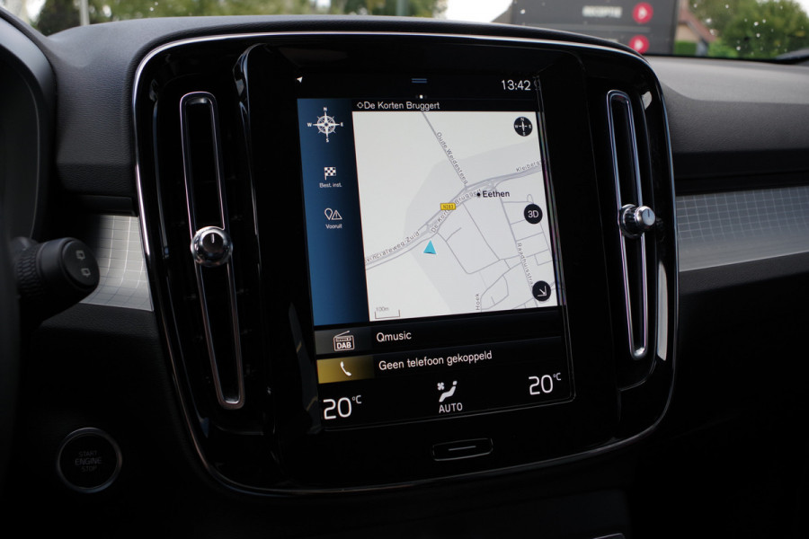 Volvo XC40 1.5 T4 Plug-in Hybrid 211 PK Core Bright, Camera, Climate Control, Carplay