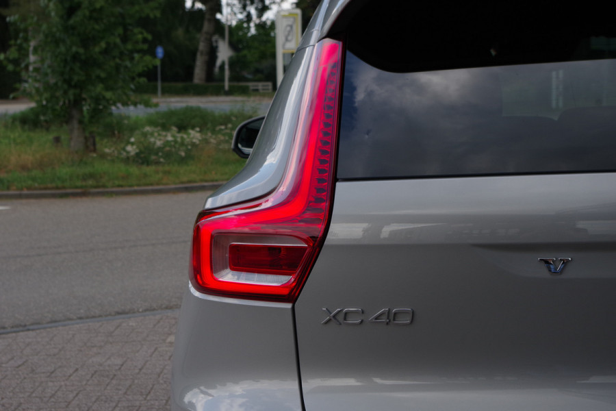 Volvo XC40 1.5 T4 Plug-in Hybrid 211 PK Core Bright, Camera, Climate Control, Carplay