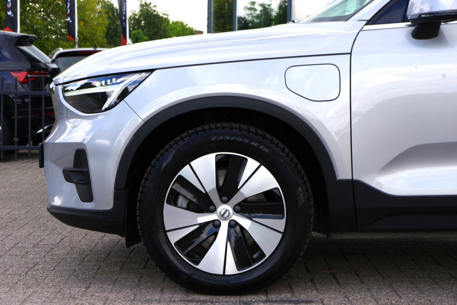 Volvo XC40 1.5 T4 Plug-in Hybrid 211 PK Core Bright, Camera, Climate Control, Carplay