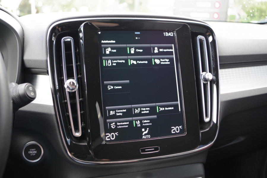Volvo XC40 1.5 T4 Plug-in Hybrid 211 PK Core Bright, Camera, Climate Control, Carplay