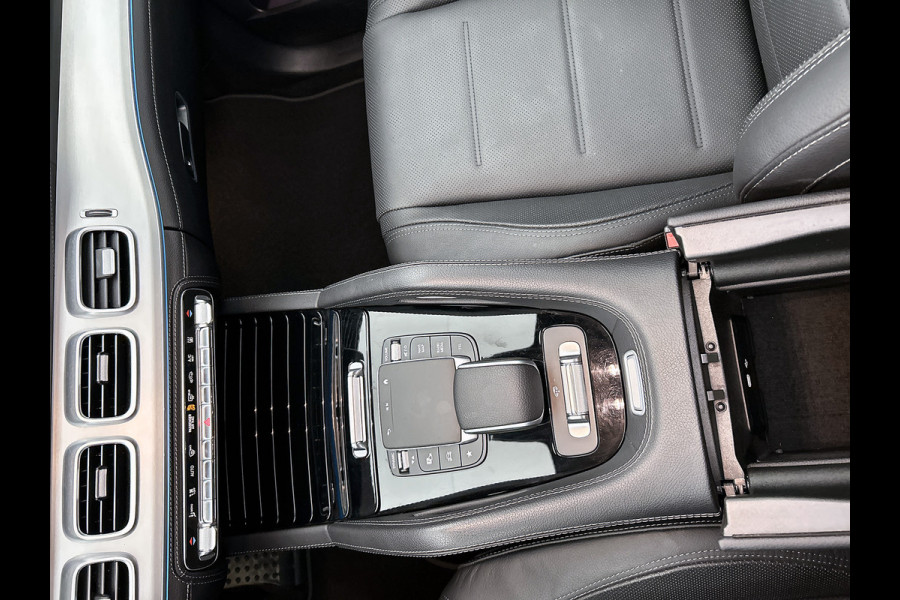 Mercedes-Benz GLE 400 e 4MATIC AMG Line Premium 5 dubbelspaaks lichtmetalen velgen |Panoramadak | Wide screen | Navigatie | alarm klasse 3+5 Parking support met 350 grade camera | Inclusief 24 maanden Mercedes-Benz Certified garantie voor Europa.