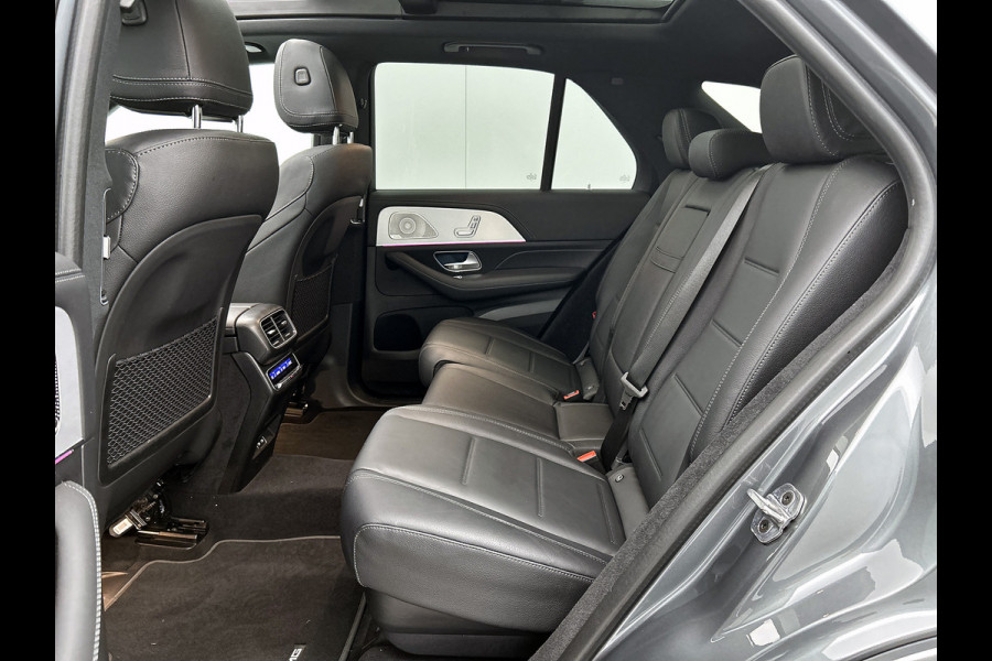 Mercedes-Benz GLE 400 e 4MATIC AMG Line Premium 5 dubbelspaaks lichtmetalen velgen |Panoramadak | Wide screen | Navigatie | alarm klasse 3+5 Parking support met 350 grade camera | Inclusief 24 maanden Mercedes-Benz Certified garantie voor Europa.