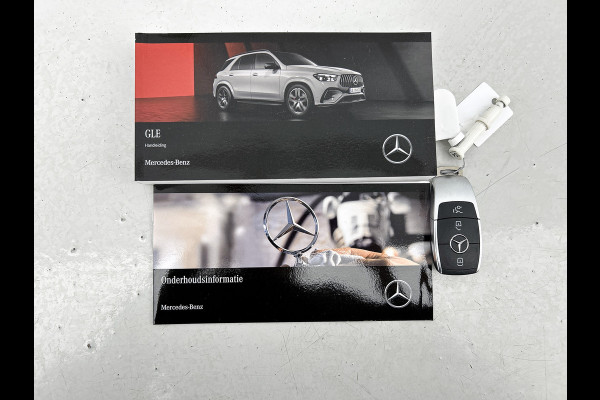 Mercedes-Benz GLE 400 e 4MATIC AMG Line Premium 5 dubbelspaaks lichtmetalen velgen |Panoramadak | Wide screen | Navigatie | alarm klasse 3+5 Parking support met 350 grade camera | Inclusief 24 maanden Mercedes-Benz Certified garantie voor Europa.