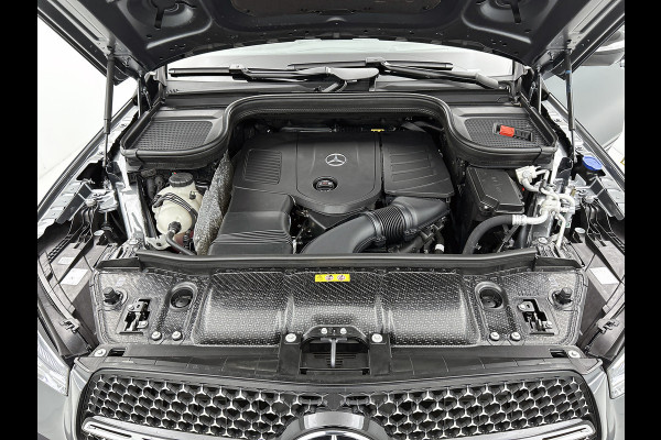 Mercedes-Benz GLE 400 e 4MATIC AMG Line Premium 5 dubbelspaaks lichtmetalen velgen |Panoramadak | Wide screen | Navigatie | alarm klasse 3+5 Parking support met 350 grade camera | Inclusief 24 maanden Mercedes-Benz Certified garantie voor Europa.
