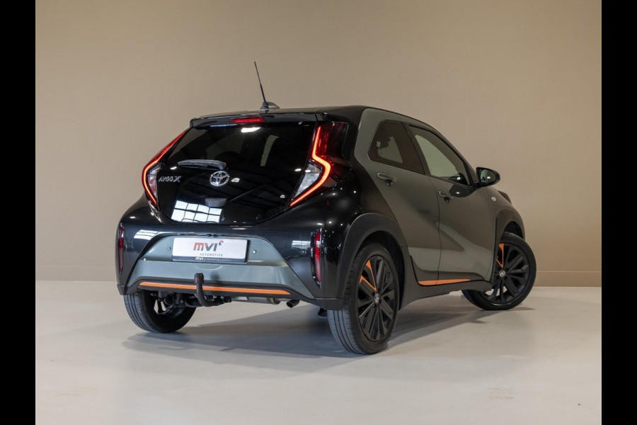 Toyota Aygo X 1.0 VVT-i S-CVT Limited / 72pk / Trekhaak / Stoelverwarming / JBL / Apple CarPlay /