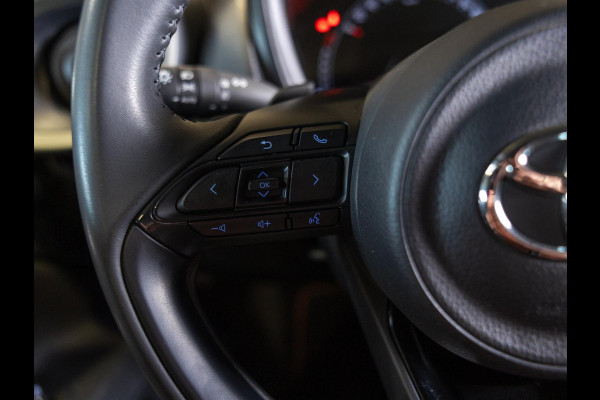 Toyota Aygo X 1.0 VVT-i S-CVT Limited / 72pk / Trekhaak / Stoelverwarming / JBL / Apple CarPlay /