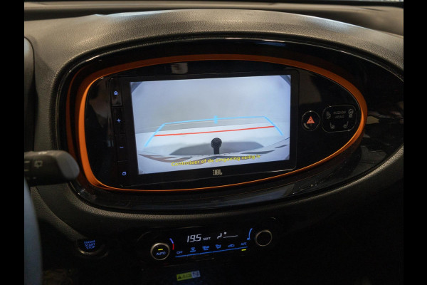 Toyota Aygo X 1.0 VVT-i S-CVT Limited / 72pk / Trekhaak / Stoelverwarming / JBL / Apple CarPlay /