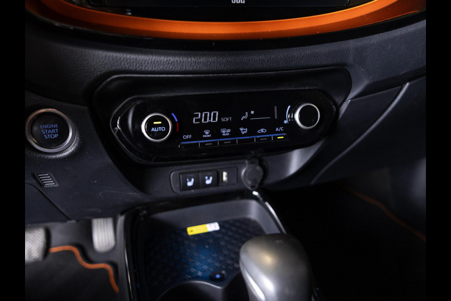 Toyota Aygo X 1.0 VVT-i S-CVT Limited / 72pk / Trekhaak / Stoelverwarming / JBL / Apple CarPlay /