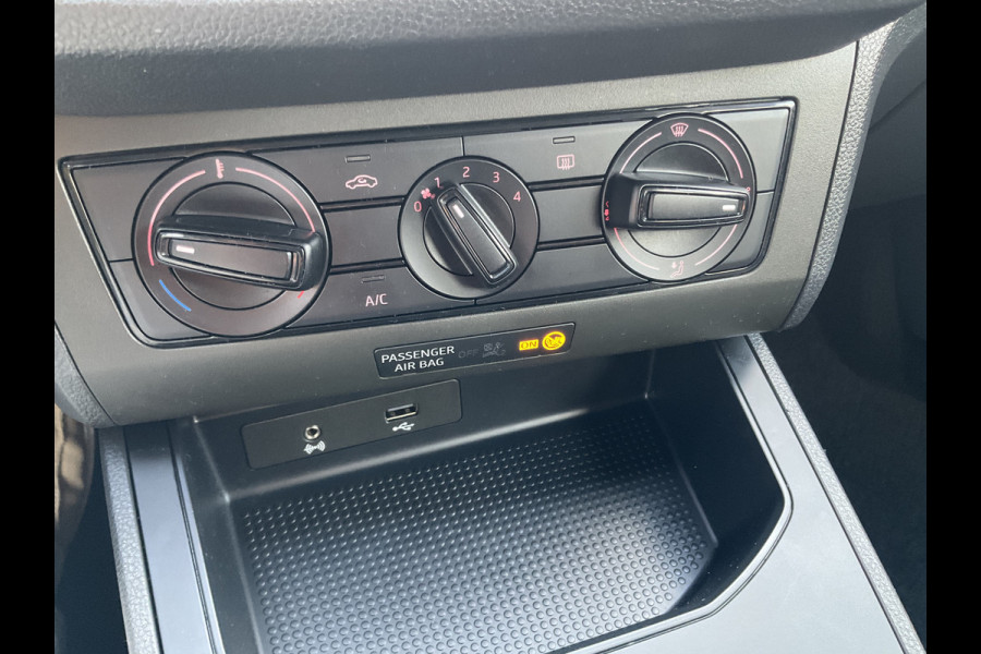 Seat Ibiza 1.0 TSI Style 5-Deurs Cruise Airco Bluetooth Volledig Onderhouden!