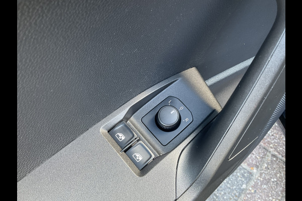 Seat Ibiza 1.0 TSI Style 5-Deurs Cruise Airco Bluetooth Volledig Onderhouden!