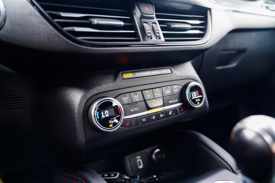 Ford Focus 1.0 EcoBoost ST Line Business | Stuurwiel verwarming | Achteruitrij camera