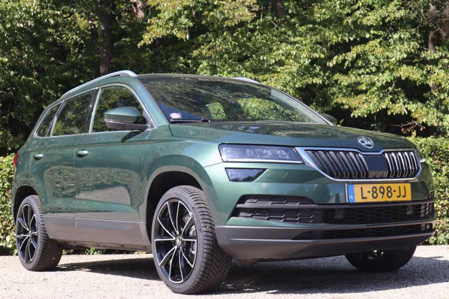Škoda Karoq 1.0 TSI Business Edition Plus | Camera | Stoelverwarming + elektr. verstelbaar | Navi |