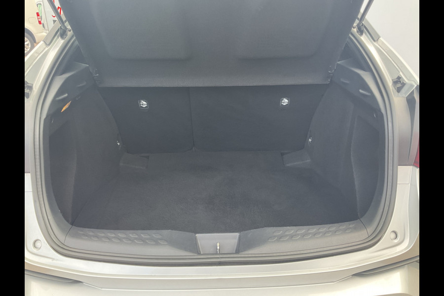 Toyota C-HR 1.8 Hybrid Dynamic Automaat Adapt.Cruise Nav/Cam Voll.Onderhouden!
