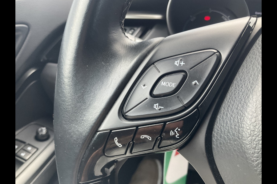 Toyota C-HR 1.8 Hybrid Dynamic Automaat Adapt.Cruise Nav/Cam Voll.Onderhouden!
