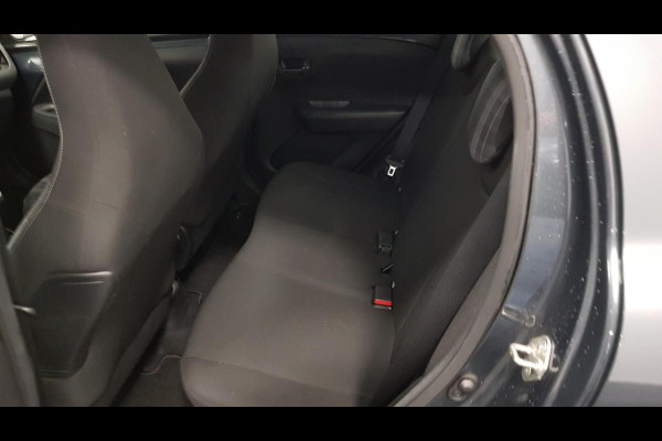 Peugeot 108 1.0 e-VTi Allure | Navigatie | Airco | Groot scherm | Lichtmetalen Velgen