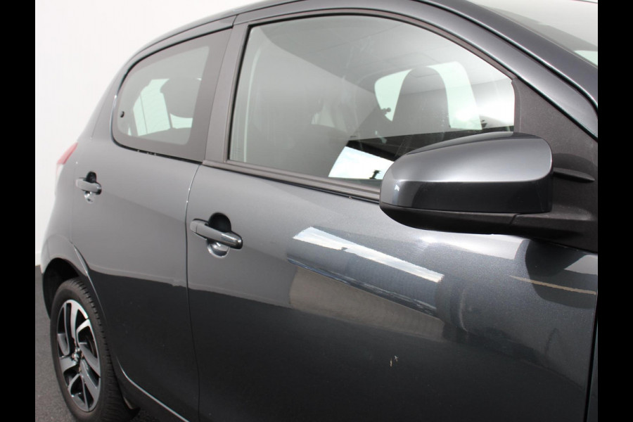 Peugeot 108 1.0 e-VTi Allure | Navigatie | Airco | Groot scherm | Lichtmetalen Velgen