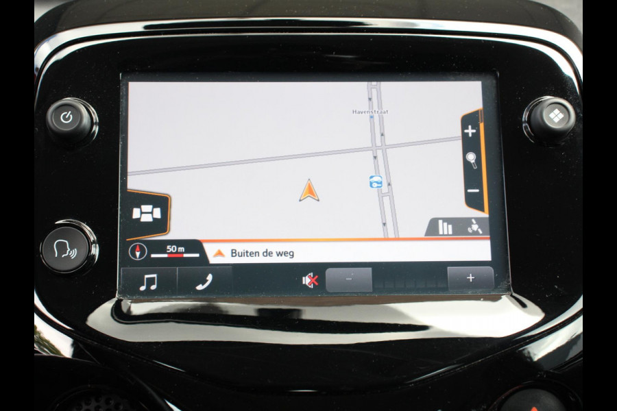 Peugeot 108 1.0 e-VTi Allure | Navigatie | Airco | Groot scherm | Lichtmetalen Velgen