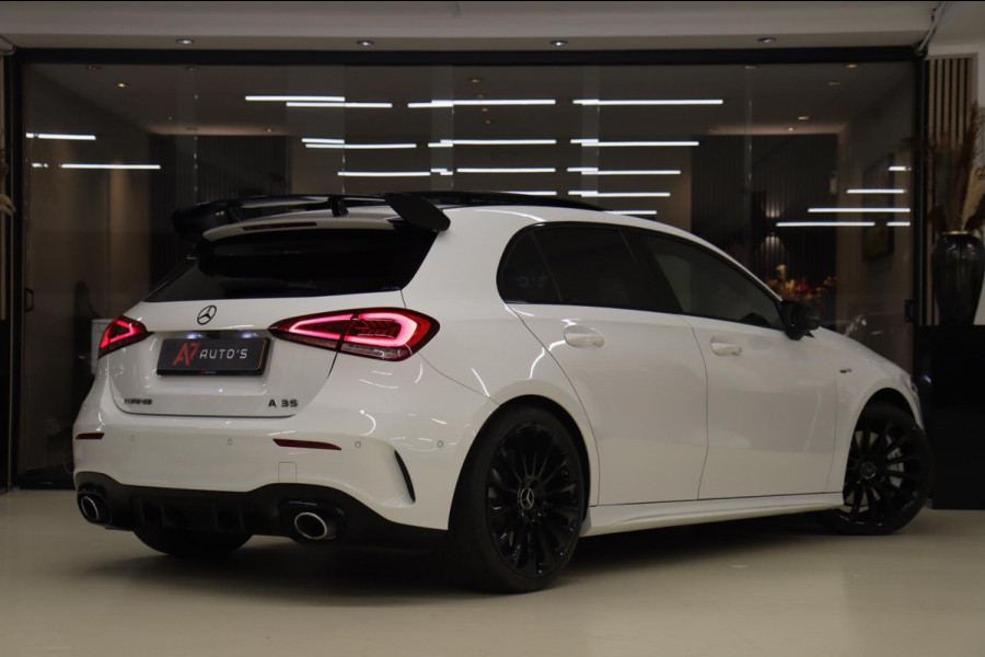 Mercedes-Benz A-Klasse AMG 35 4MATIC PANO/CAM/BURM/BLINDESPOT/NIGHTPAKET/BOMVOL