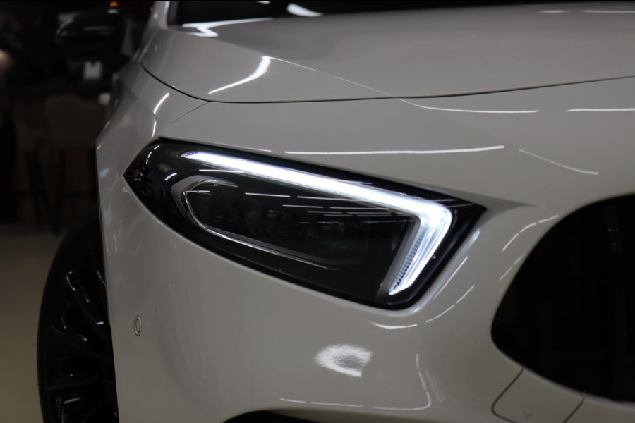 Mercedes-Benz A-Klasse AMG 35 4MATIC PANO/CAM/BURM/BLINDESPOT/NIGHTPAKET/BOMVOL