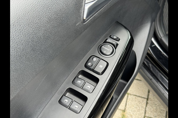 Kia Picanto 1.2 CVVT X-Line | 4 Cilinders | Achteruitrijcamera | Apple Carplay | Stoel en Stuurverwarming | Navigatie