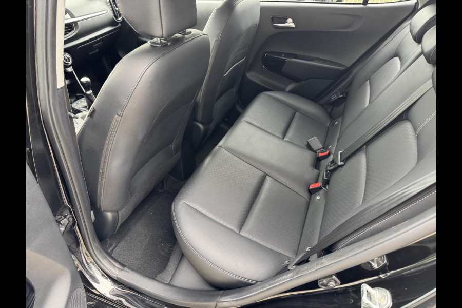 Kia Picanto 1.2 CVVT X-Line | 4 Cilinders | Achteruitrijcamera | Apple Carplay | Stoel en Stuurverwarming | Navigatie