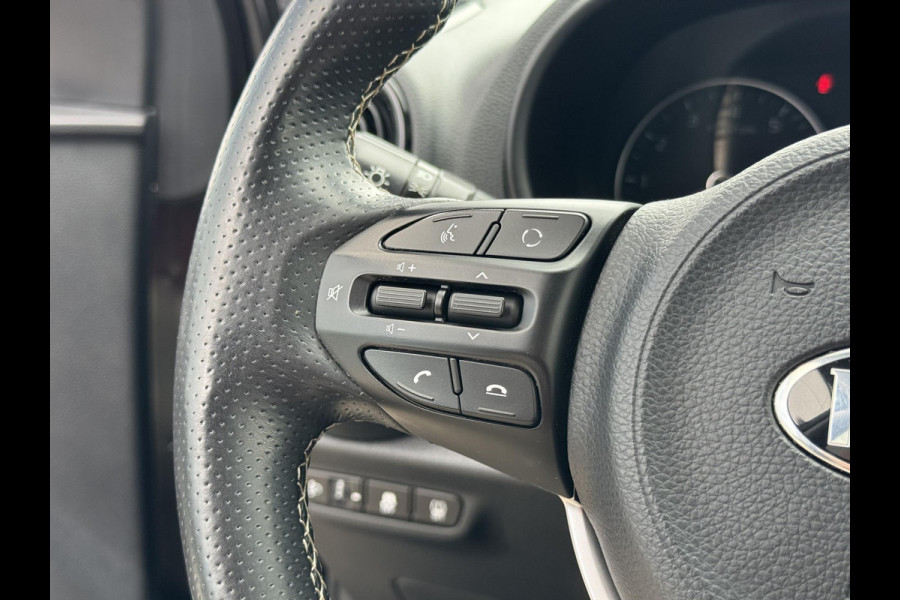 Kia Picanto 1.2 CVVT X-Line | 4 Cilinders | Achteruitrijcamera | Apple Carplay | Stoel en Stuurverwarming | Navigatie
