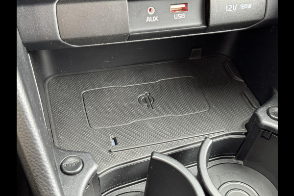 Kia Picanto 1.2 CVVT X-Line | 4 Cilinders | Achteruitrijcamera | Apple Carplay | Stoel en Stuurverwarming | Navigatie
