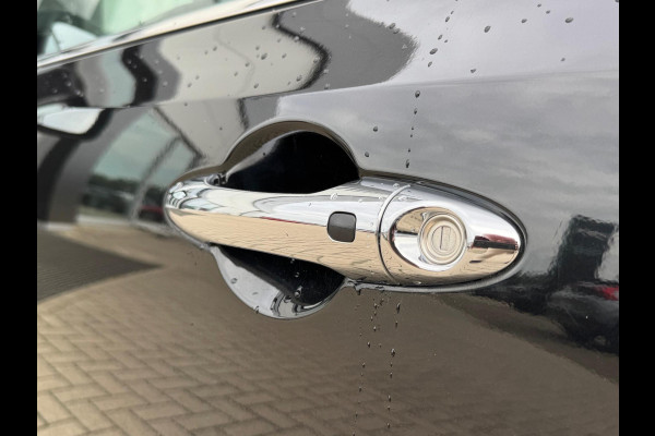 Kia Picanto 1.2 CVVT X-Line | 4 Cilinders | Achteruitrijcamera | Apple Carplay | Stoel en Stuurverwarming | Navigatie