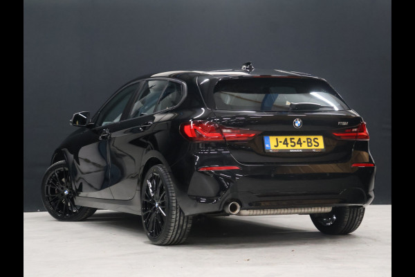 BMW 1-serie 118i Executive Edition [PDC V+A, APPLE CARPLAY, ANDROID AUTO, CRUISE CONTROL, NAVIGATIE, AUTOMATISCHE AIRCO, LED, NIEUWSTAAT]