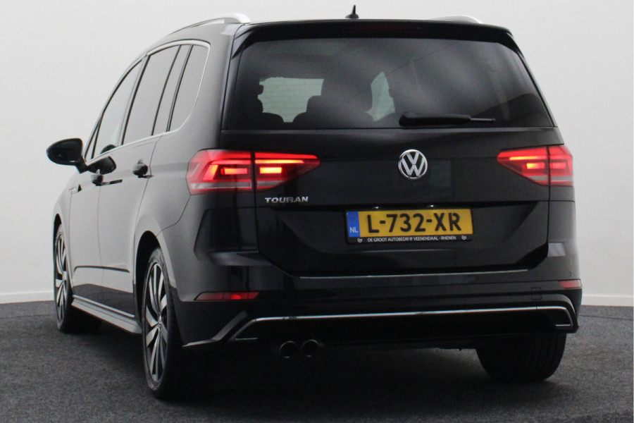 Volkswagen Touran 1.4 TSI DSG Highline Edition R 7p Panoramadak, ACC, Camera, Apple Carplay, Standkachel, Trekhaak, 18''