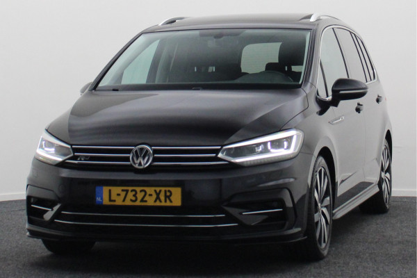 Volkswagen Touran 1.4 TSI DSG Highline Edition R 7p Panoramadak, ACC, Camera, Apple Carplay, Standkachel, Trekhaak, 18''