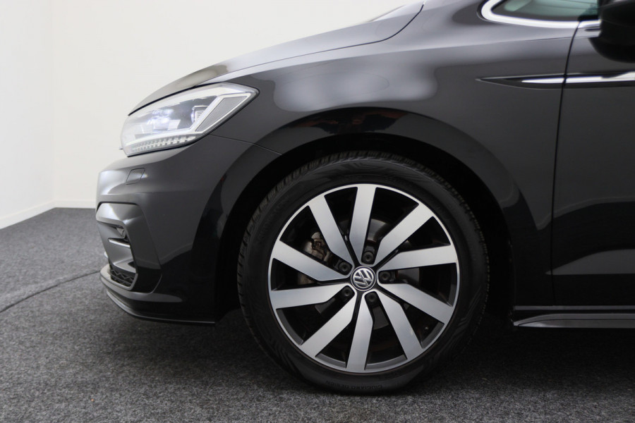 Volkswagen Touran 1.4 TSI DSG Highline Edition R 7p Panoramadak, ACC, Camera, Apple Carplay, Standkachel, Trekhaak, 18''