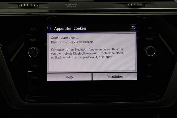 Volkswagen Touran 1.4 TSI DSG Highline Edition R 7p Panoramadak, ACC, Camera, Apple Carplay, Standkachel, Trekhaak, 18''