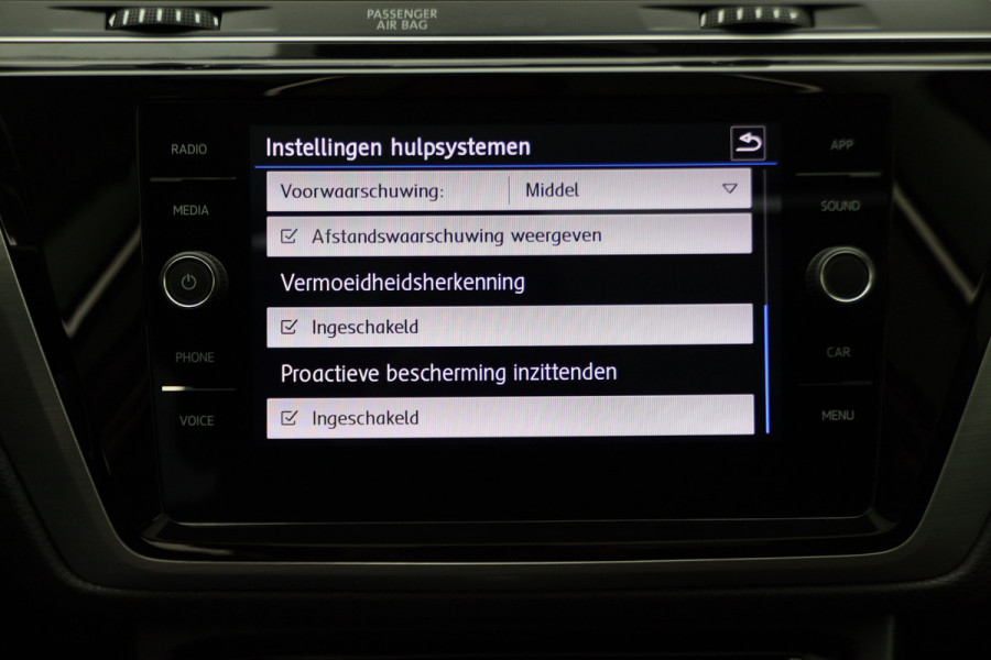 Volkswagen Touran 1.4 TSI DSG Highline Edition R 7p Panoramadak, ACC, Camera, Apple Carplay, Standkachel, Trekhaak, 18''