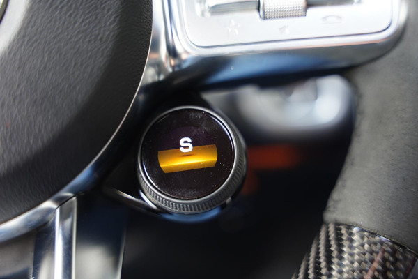 Mercedes-Benz G-Klasse 63 Magno Black Akrapovic Burmester