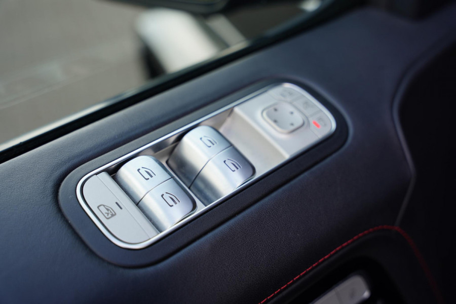 Mercedes-Benz G-Klasse 63 Magno Black Akrapovic Burmester