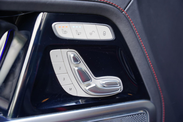 Mercedes-Benz G-Klasse 63 Magno Black Akrapovic Burmester