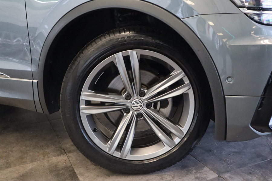 Volkswagen Tiguan Allspace 1.5 TSI Highline Business R 7p. ACC PDC Navi schuif/kanteldak 19''LM