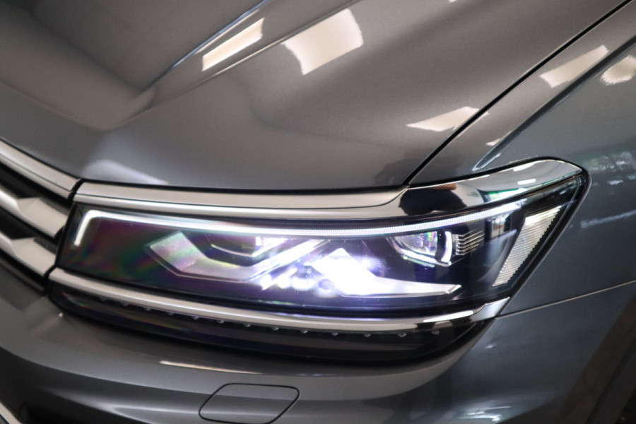 Volkswagen Tiguan Allspace 1.5 TSI Highline Business R 7p. ACC PDC Navi schuif/kanteldak 19''LM