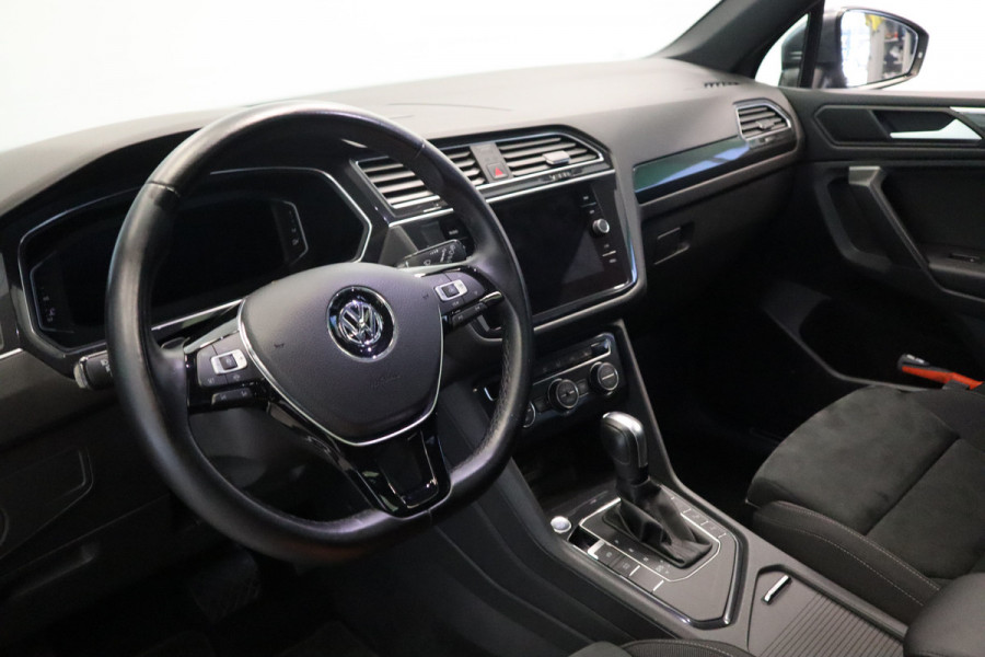 Volkswagen Tiguan Allspace 1.5 TSI Highline Business R 7p. ACC PDC Navi schuif/kanteldak 19''LM