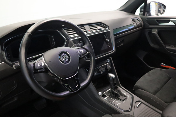 Volkswagen Tiguan Allspace 1.5 TSI Highline Business R 7p. ACC PDC Navi schuif/kanteldak 19''LM
