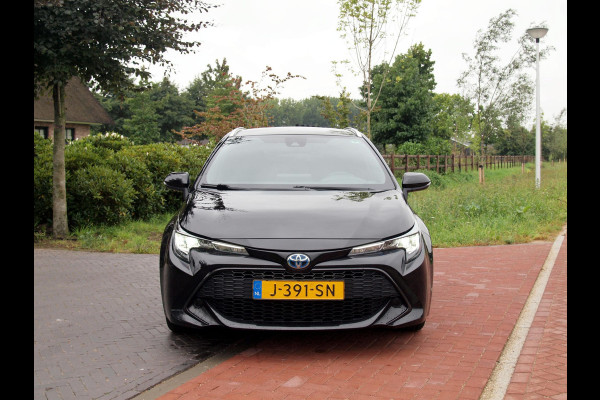 Toyota Corolla Touring Sports 1.8 Hybrid Business Black Style-pakket | 17 Inch | Camera | Apple Carplay | Cruise Control | NL-Auto |