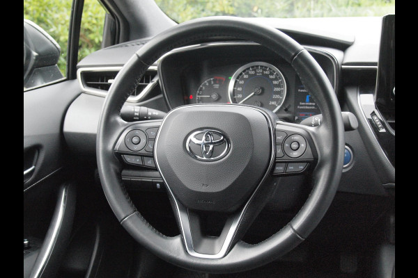 Toyota Corolla Touring Sports 1.8 Hybrid Business Black Style-pakket | 17 Inch | Camera | Apple Carplay | Cruise Control | NL-Auto |
