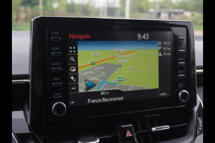 Toyota Corolla Touring Sports 1.8 Hybrid Business Black Style-pakket | 17 Inch | Camera | Apple Carplay | Cruise Control | NL-Auto |