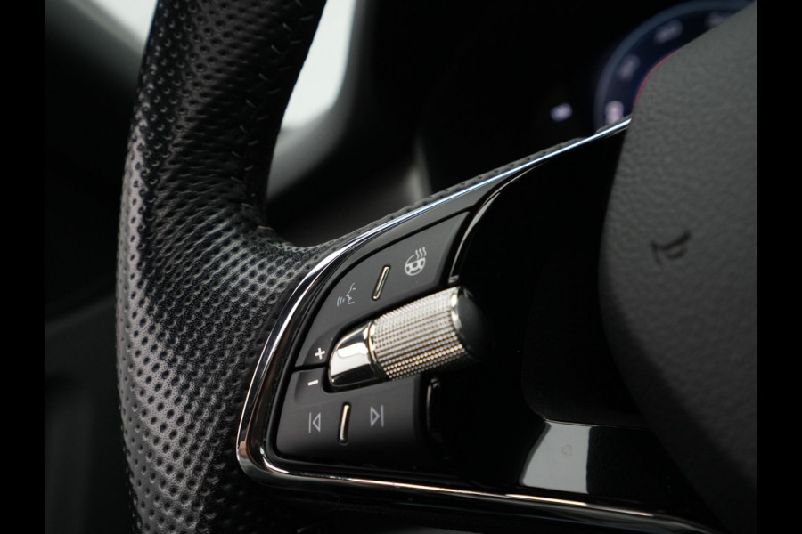 Škoda Kodiaq 1.5 TSI 150pk DSG Sportline Business Panorama Camera Navigatie Carplay Sideassist Acc Pdc Canton 118