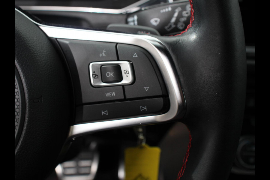Volkswagen T-Roc 1.5 TSI 150pk R-Line Sport DSG | Navigatie | Climate Control | Camera | Virtual Cockpit | Elektrische achterklep | DAB | Lane assist | Adaptive cruise control |