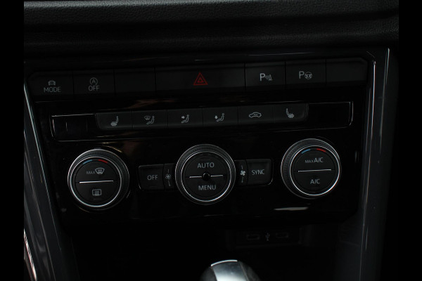 Volkswagen T-Roc 1.5 TSI 150pk R-Line Sport DSG | Navigatie | Climate Control | Camera | Virtual Cockpit | Elektrische achterklep | DAB | Lane assist | Adaptive cruise control |